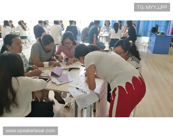 玉瓜音足球明星的成长之路与梦想追逐的精彩瞬间